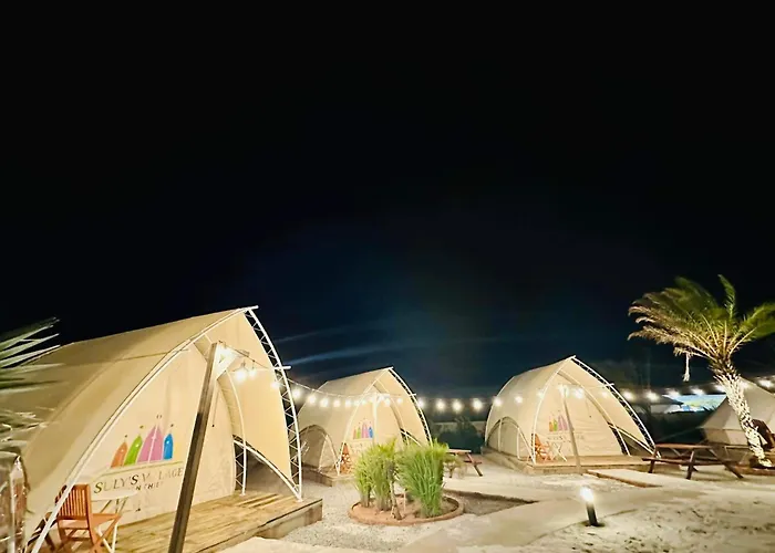 Suly's Village Отель Фантхьет