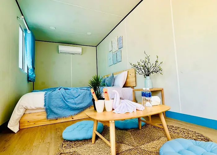 Khách sạn Suly's Village 3*